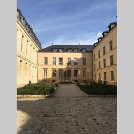 L'Independance Lägenhet Versailles Exteriör bild